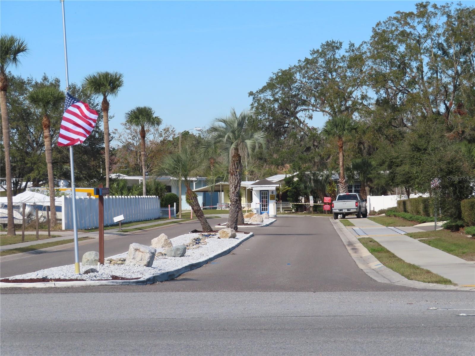 AMERICAN CONDOMINIUM PARKS - ZEPHYRHILLS - Residential