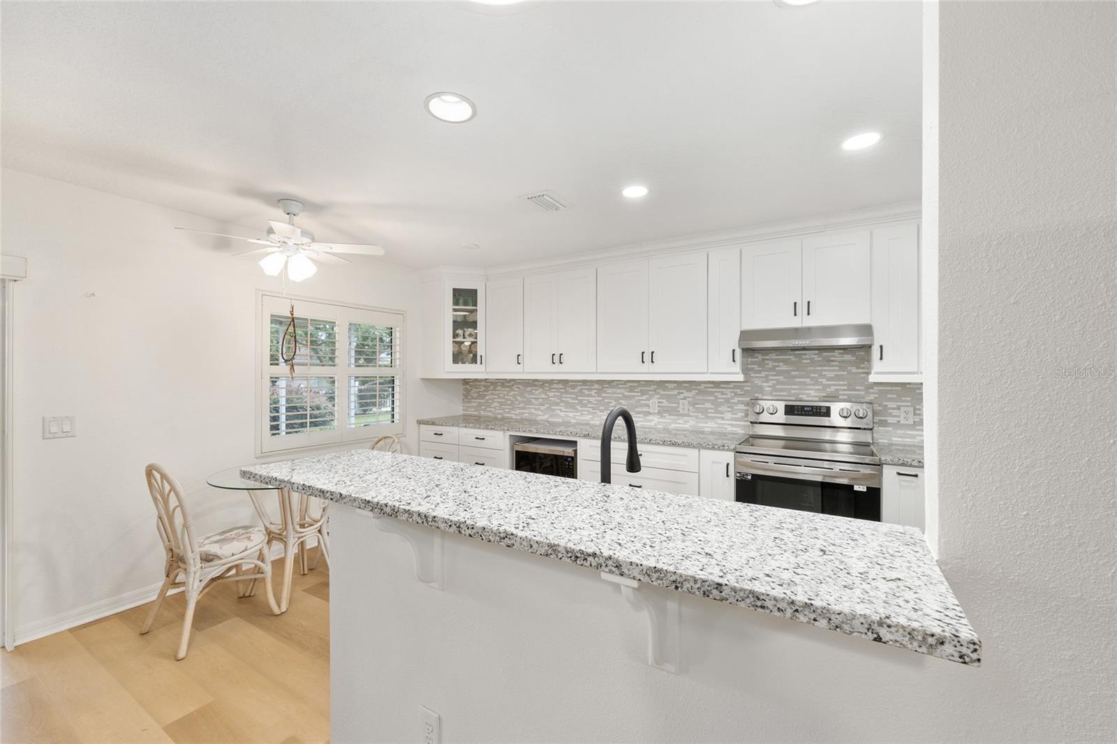 ON TOP OF THE WORLD - Residential