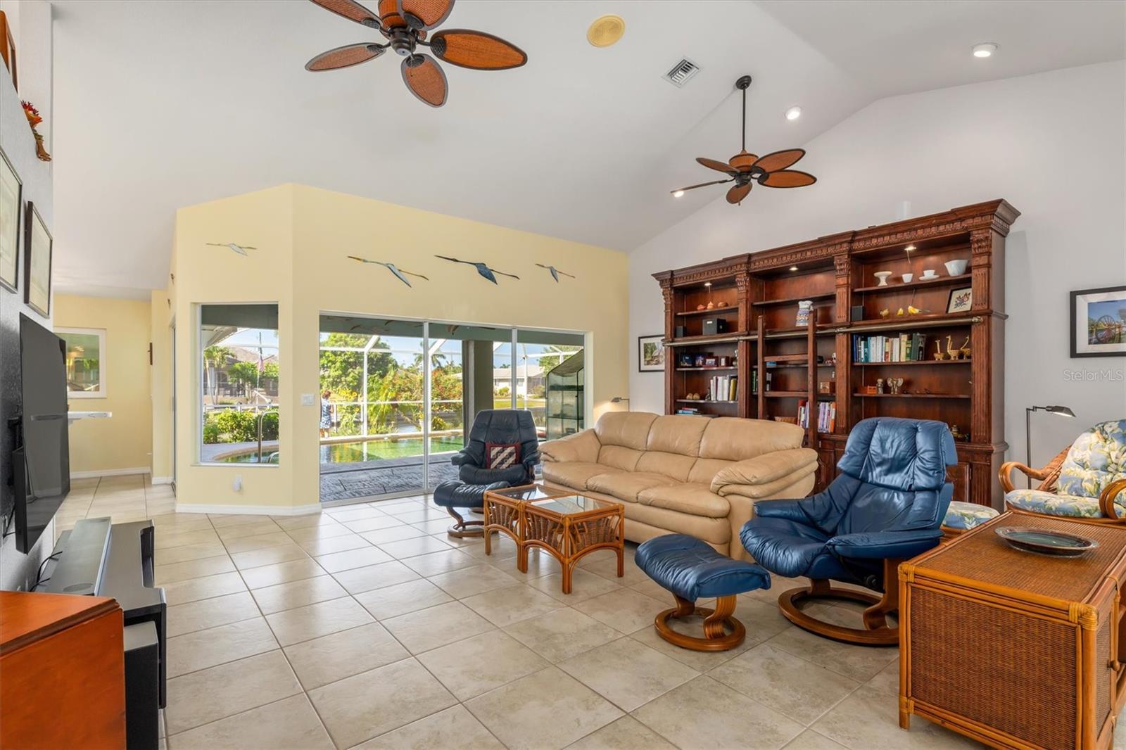 PUNTA GORDA ISLES SEC 17 - Residential