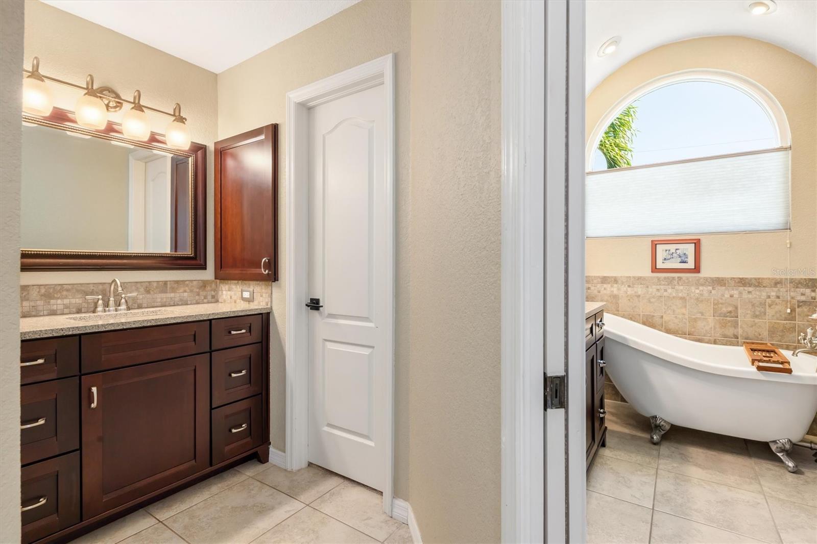 PUNTA GORDA ISLES SEC 17 - Residential