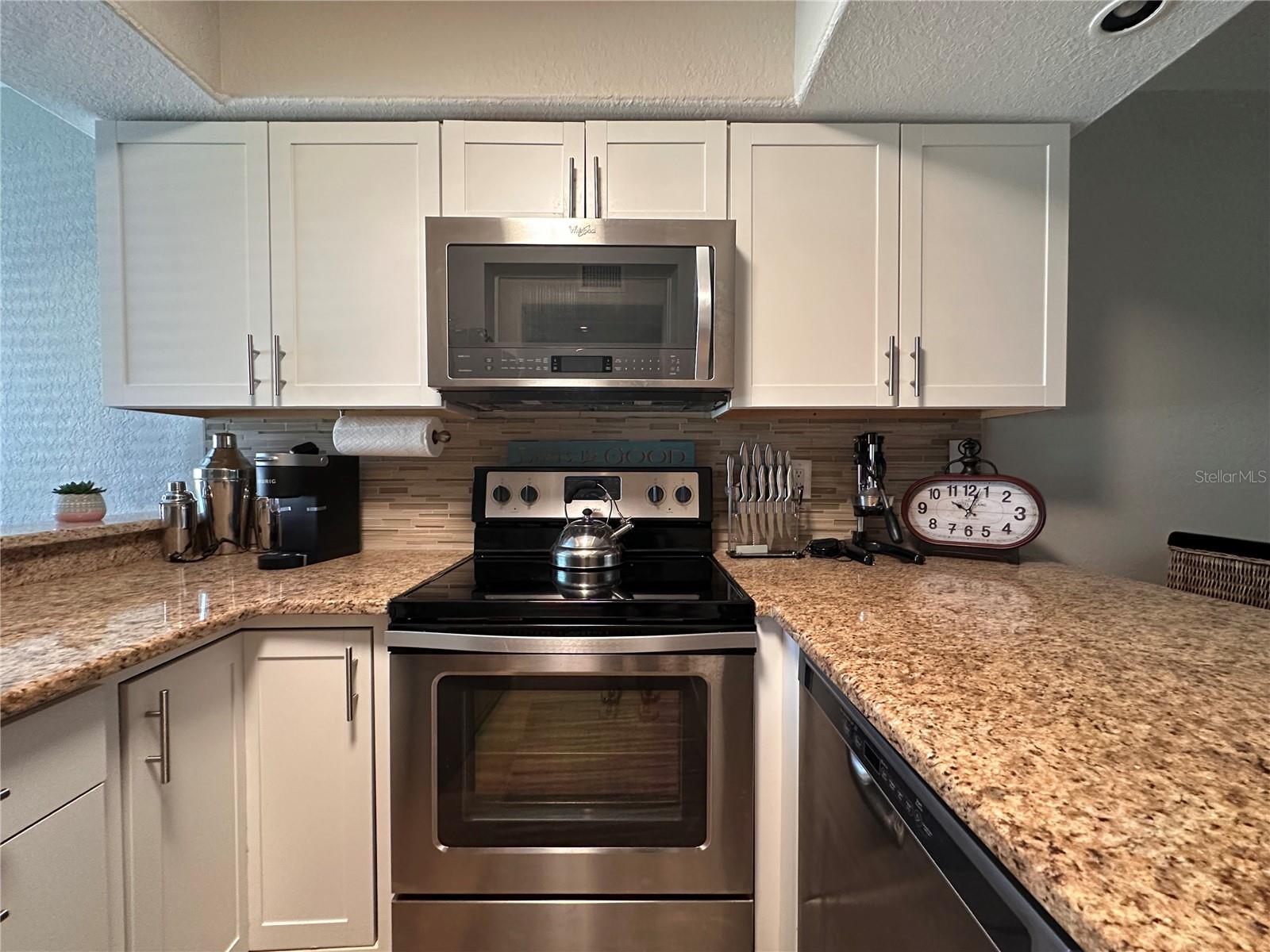 GRAND OAKS - Residential