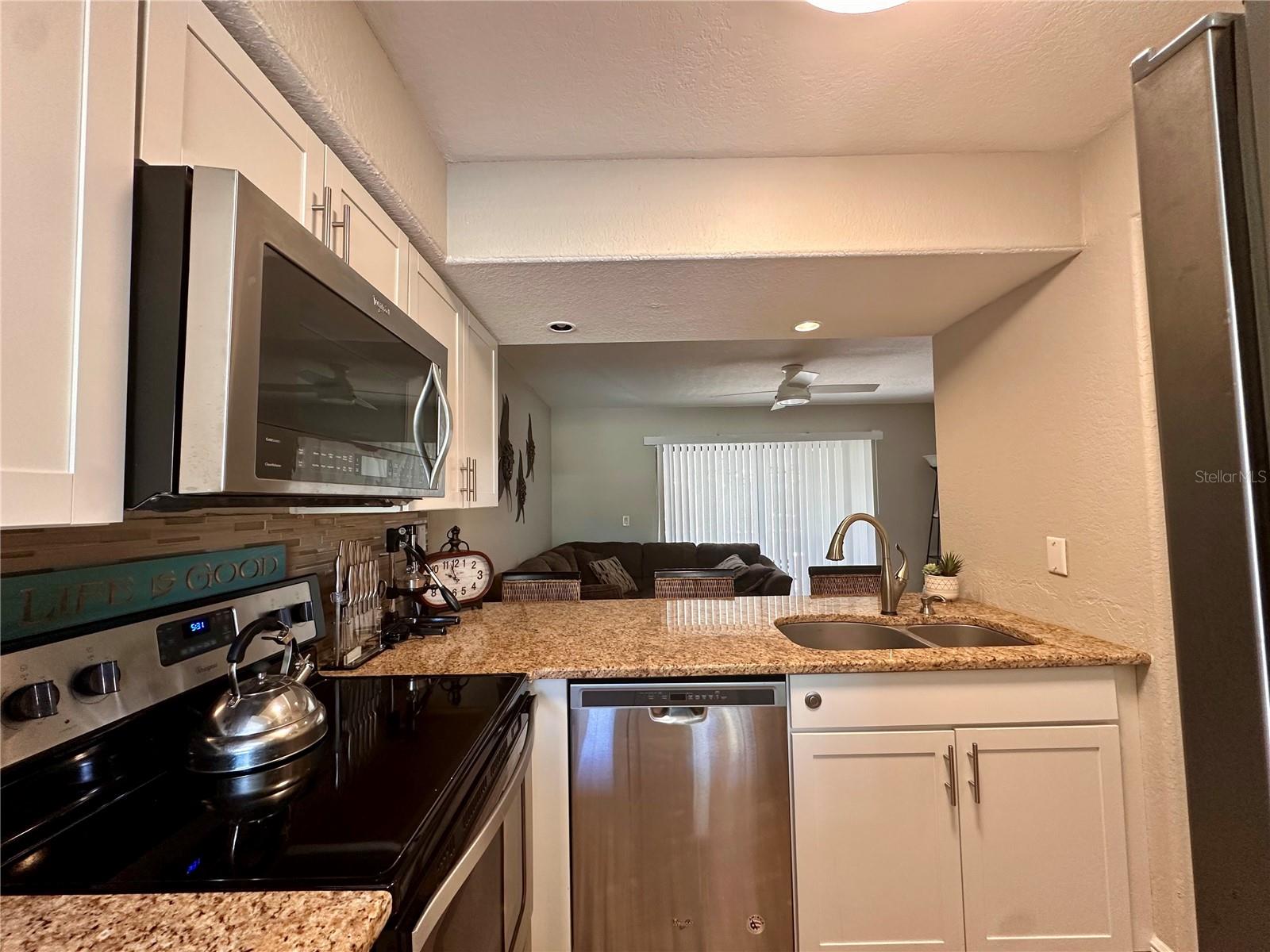 GRAND OAKS - Residential