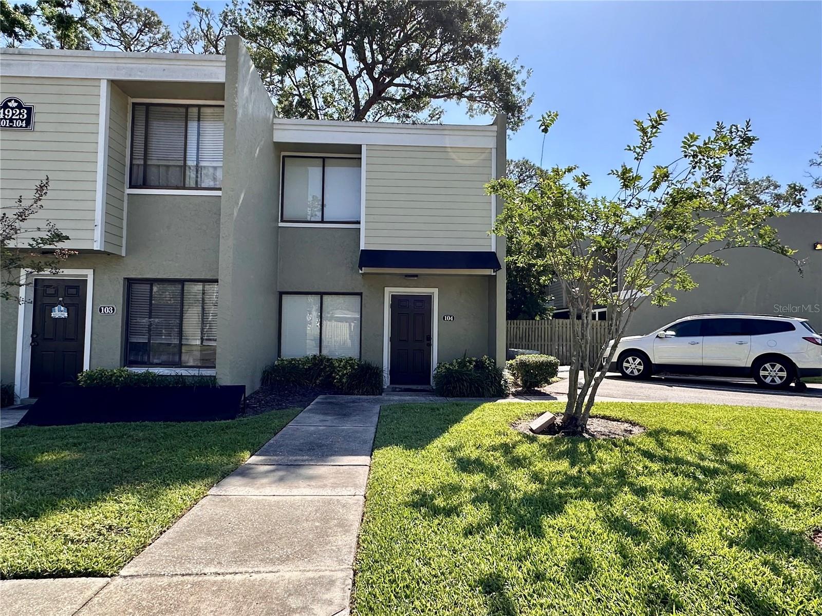 GRAND OAKS - Residential
