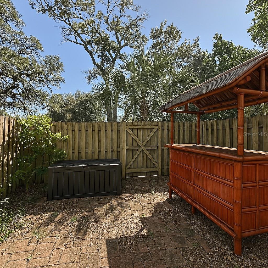 GRAND OAKS - Residential