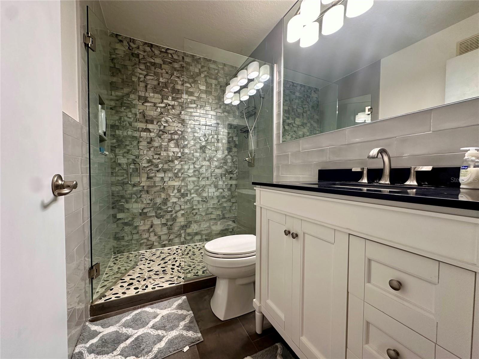 GRAND OAKS - Residential