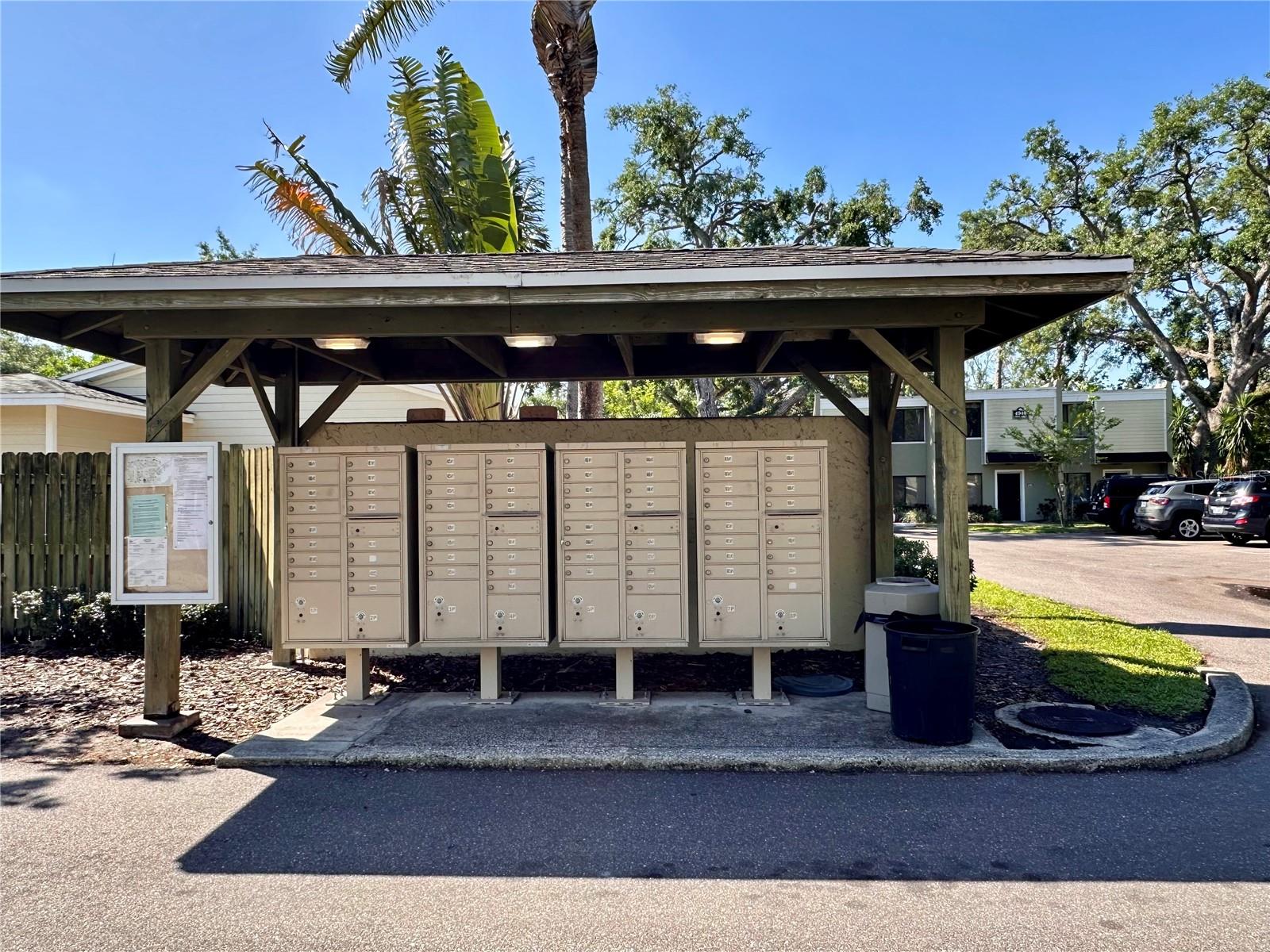 GRAND OAKS - Residential