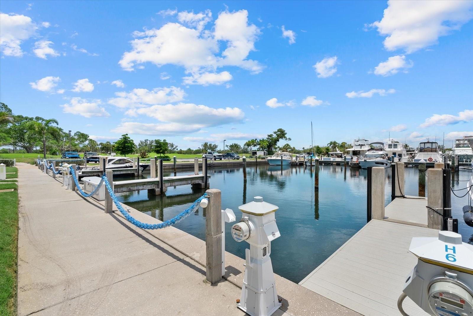 LONGBOAT KEY MOORINGS MARINA 2 - Residential