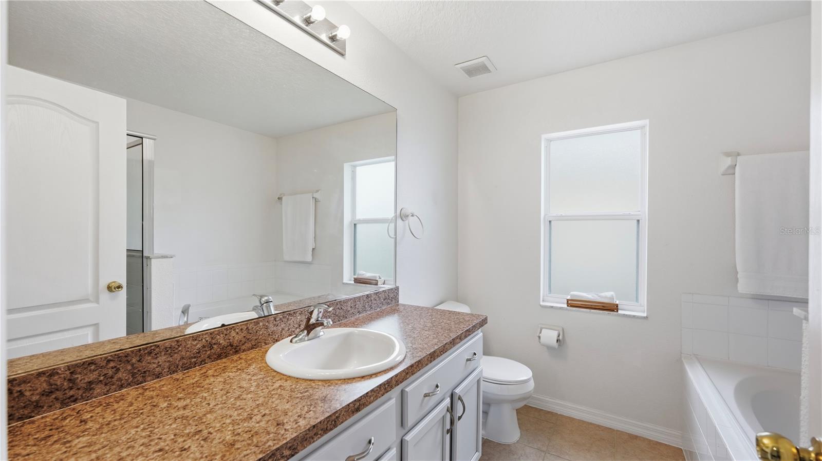 WYNDHAM LAKES ESTS UNIT 1 - Residential