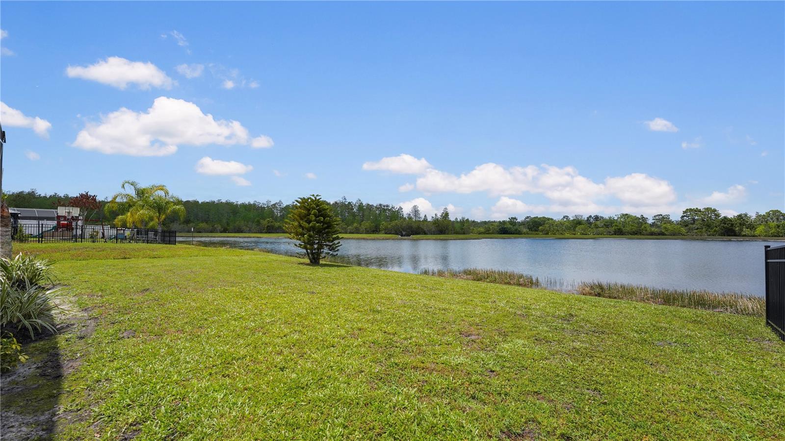 WYNDHAM LAKES ESTS UNIT 1 - Residential
