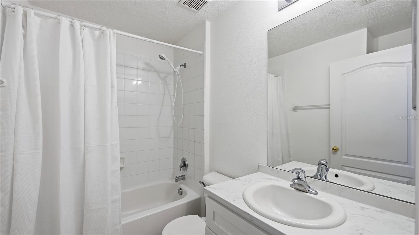 WYNDHAM LAKES ESTS UNIT 1 - Residential