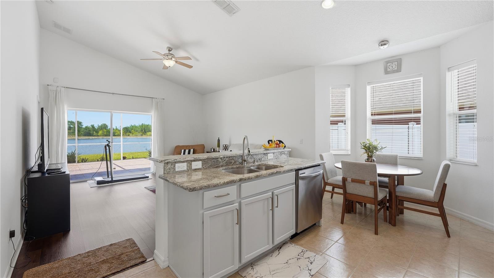 WYNDHAM LAKES ESTS UNIT 1 - Residential