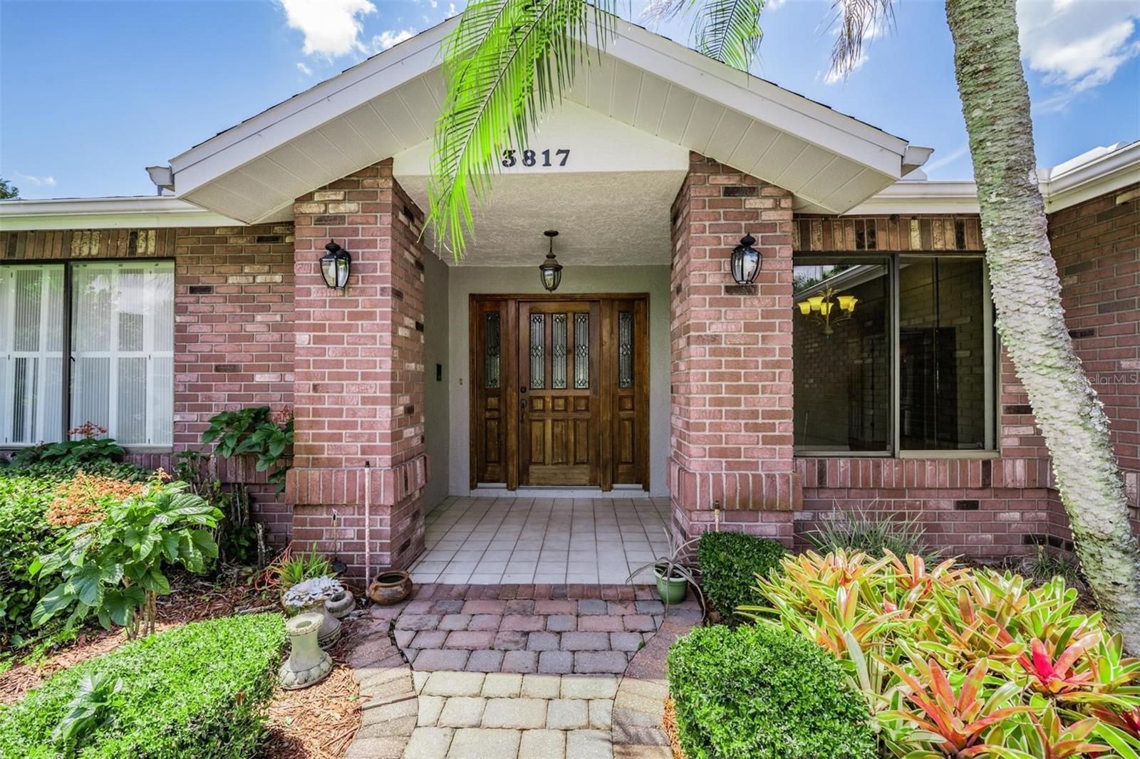 WHISPERING LAKES - Residential