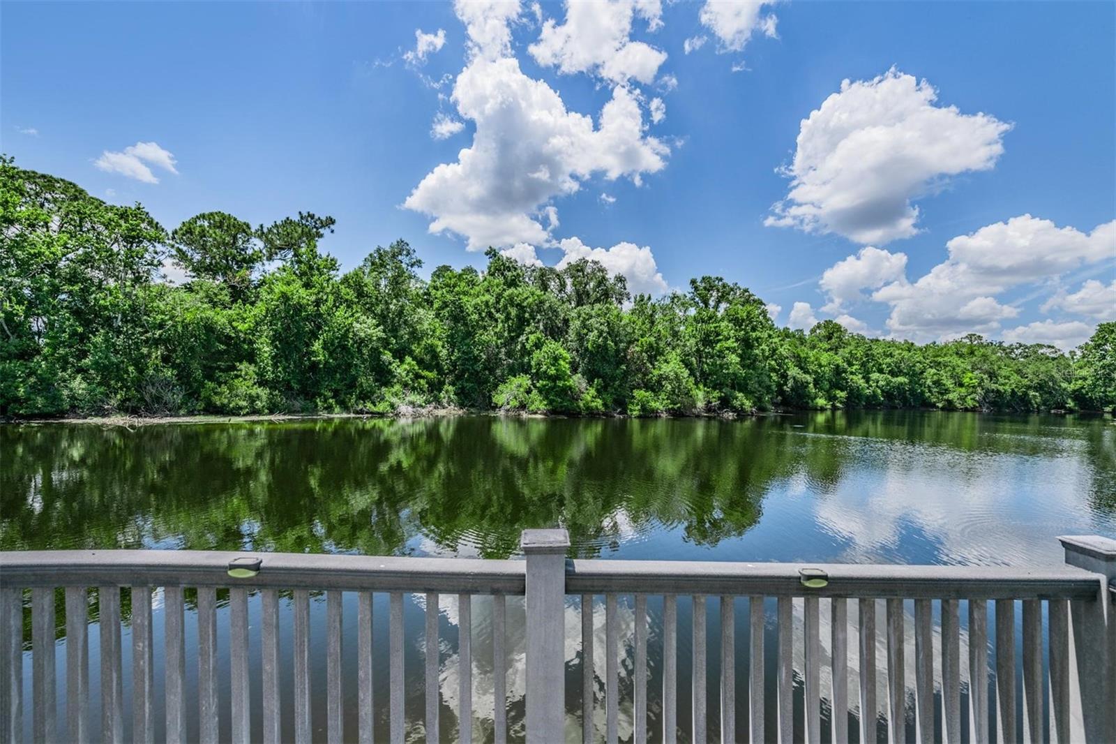 WHISPERING LAKES - Residential