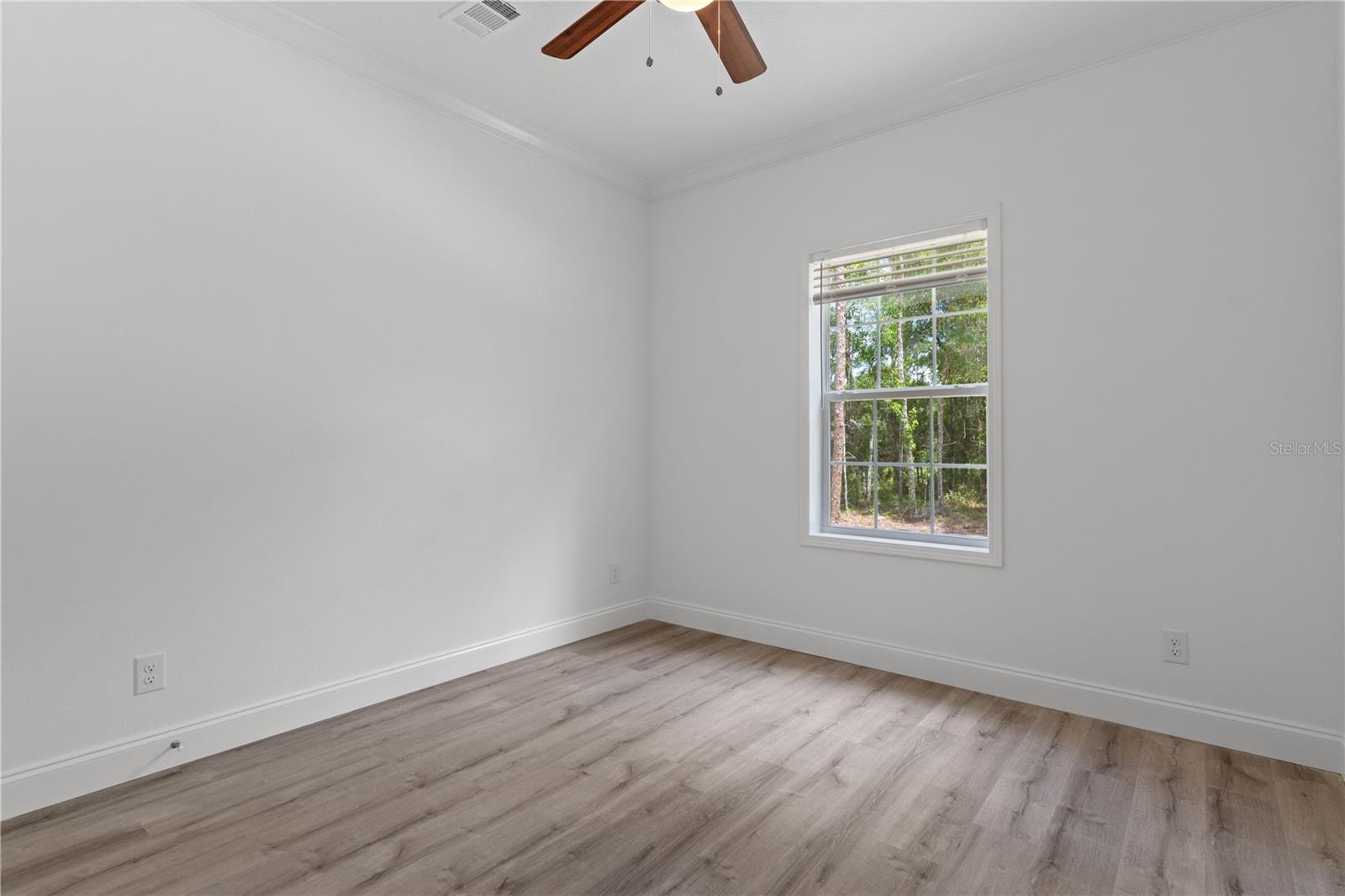 ROYAL HIGHLANDS - Residential