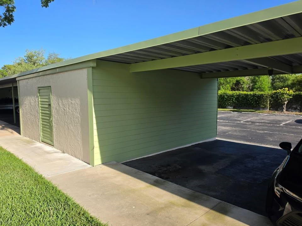 CARROLLWOOD VILLAGE PINE LAKE GARDEN VIL - Residential Lease