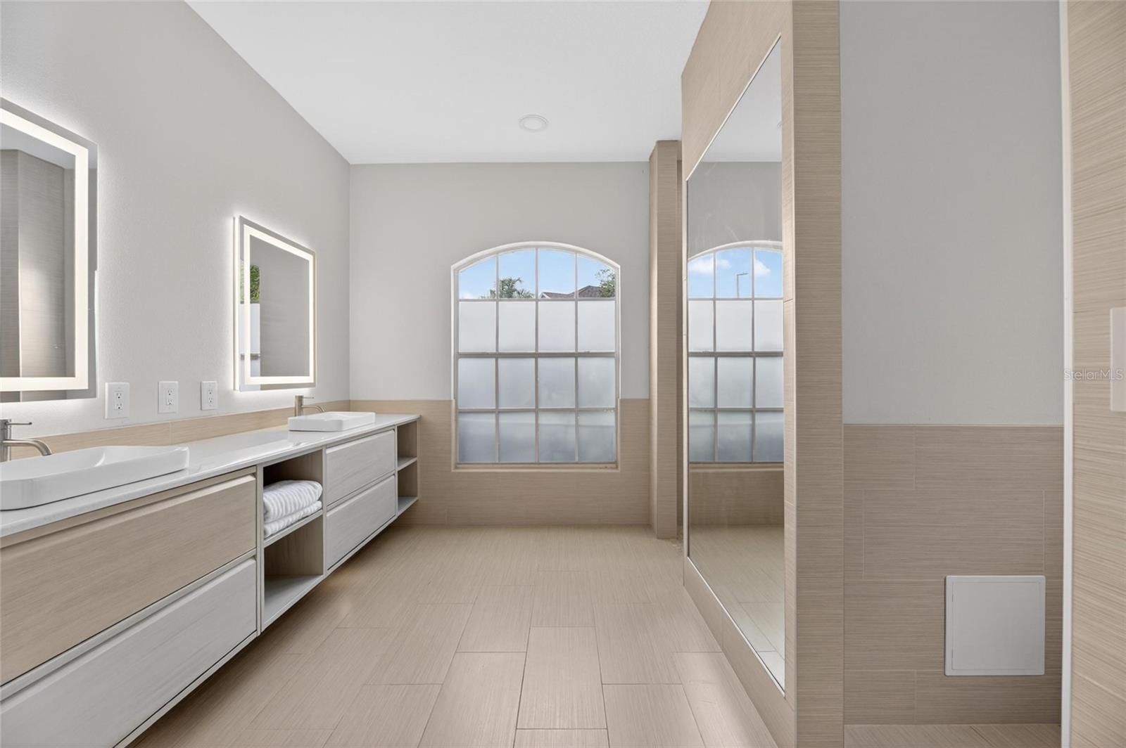 WESTCHESTER PH 2B - Residential