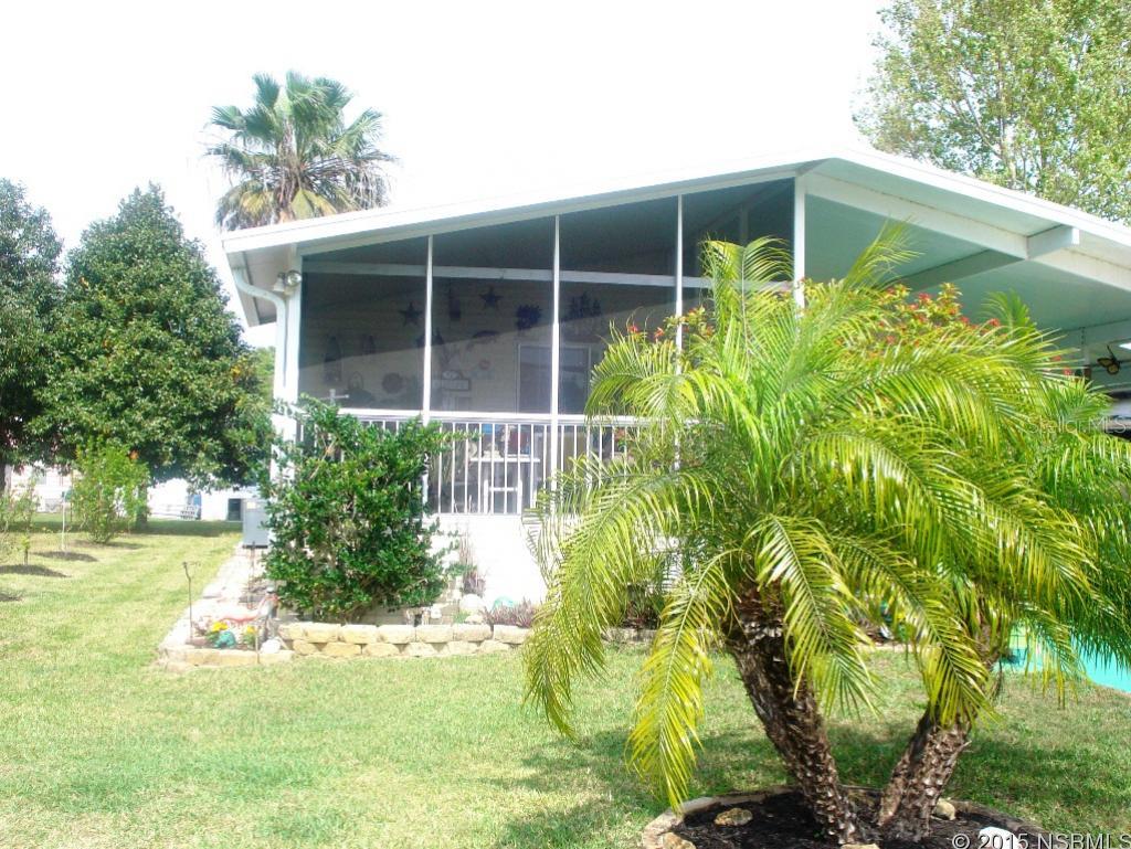 ALMOST LIKE  NEW MANFACTURED HOME LOCATED IN THE RIVERFRONT COMMUNITY OF TERRA MAR VILLAGE. LARGE KITCHEN WITH PLENTY OF CABINETS & HUGE PANTRY. MASTER BEDROOM HAS ENORMOUS WALK-IN-CLOSETS AND YOU MUST SEE THE BATHROOM! THE LAUDRY ROOM IS VERY SPACIOUS WITH LOTS OF CABINETS .PARK AMENITIES FEES ARE 105.00 PER MONTH. COMMUNITY HAS 2 SWIMMING POOLS, A CLUBHOUSE, BOAT RAMP, RV AND BOAT PARKING, FISHING PIER AND MUCH MORE. ;Water: City