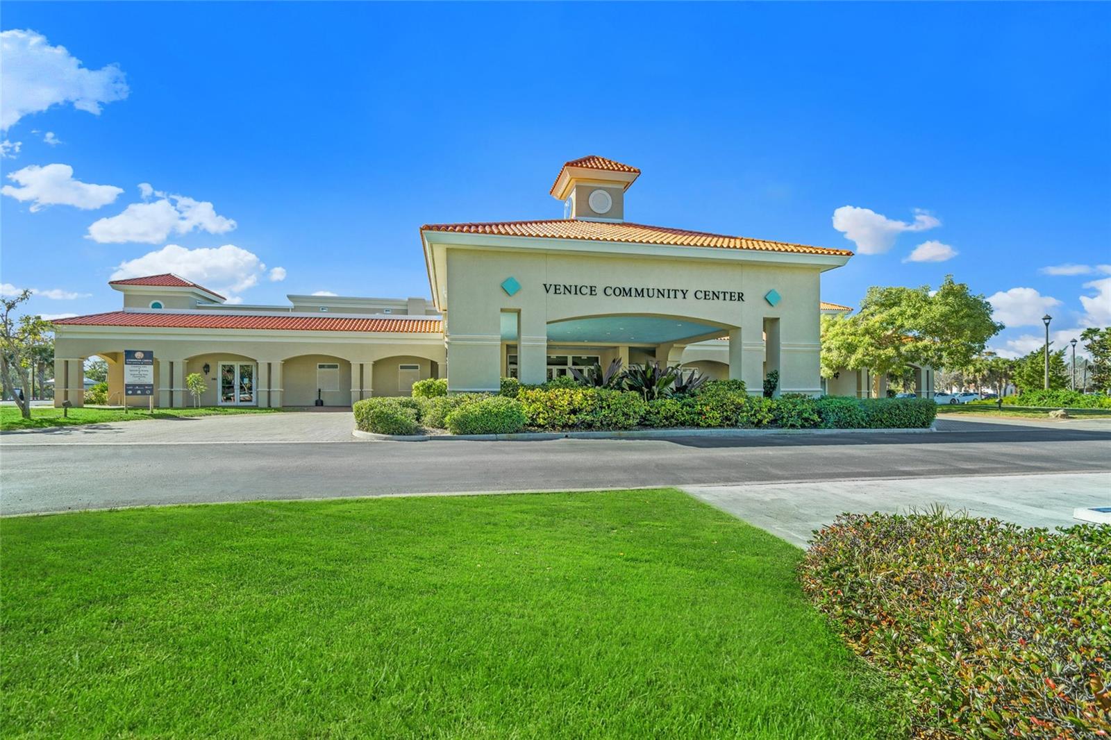 BAHIA VISTA GULF - Residential