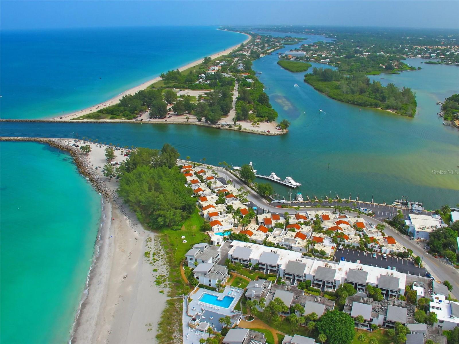 BAHIA VISTA GULF - Residential