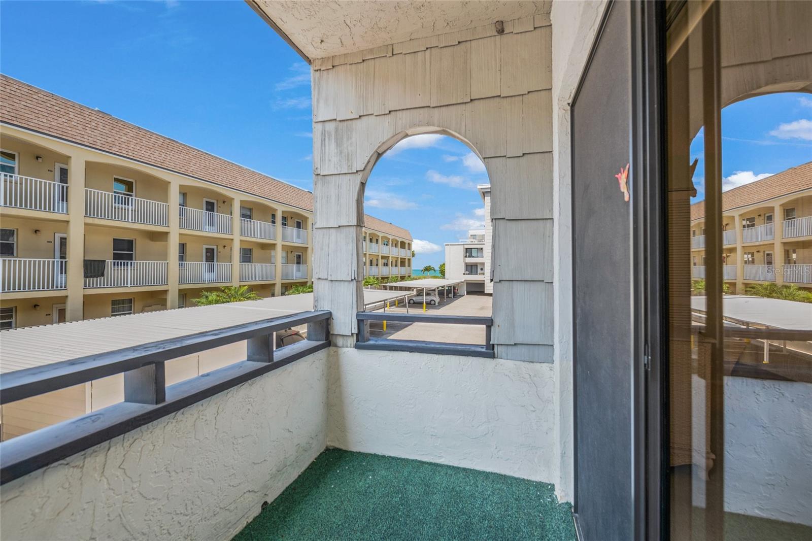BAHIA VISTA GULF - Residential