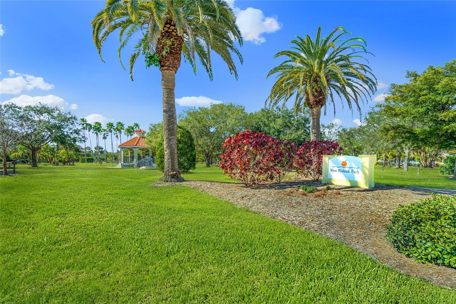 BAHIA VISTA GULF - Residential