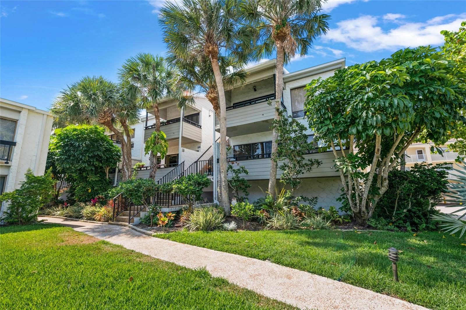 BAHIA VISTA GULF - Residential