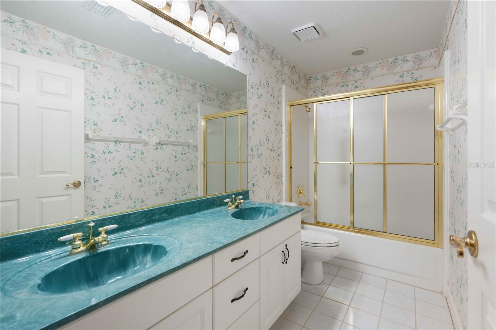 SUN CITY CENTER UNIT 256 - Residential