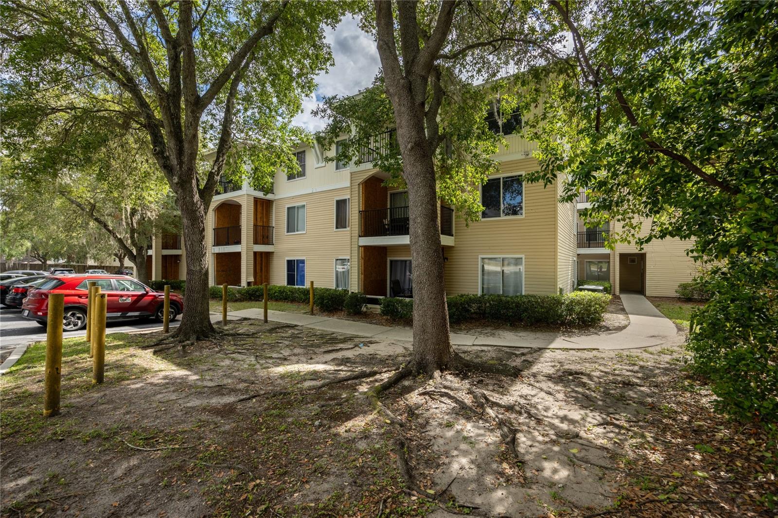 UNIV TERRACE - Residential