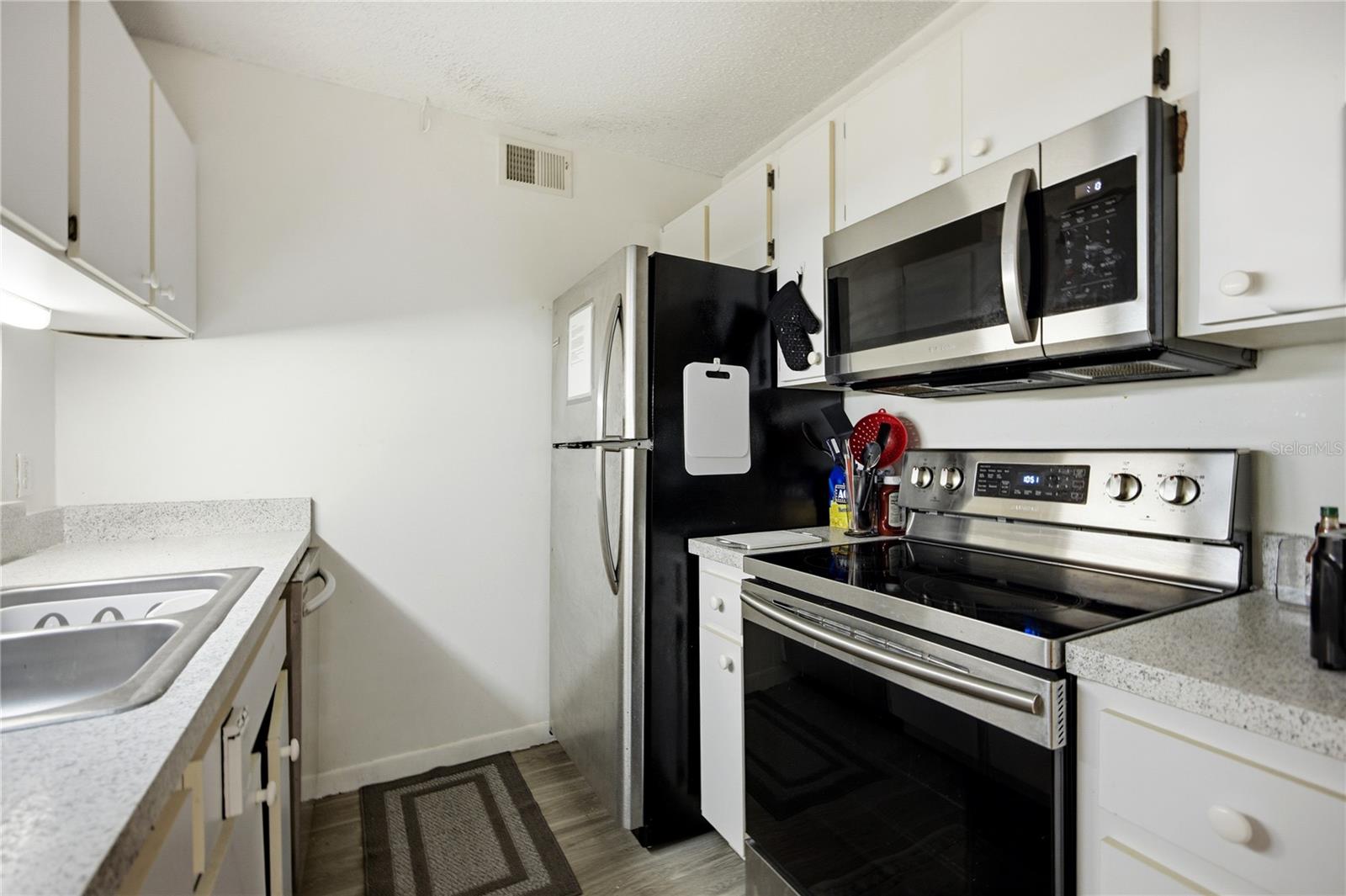 UNIV TERRACE - Residential