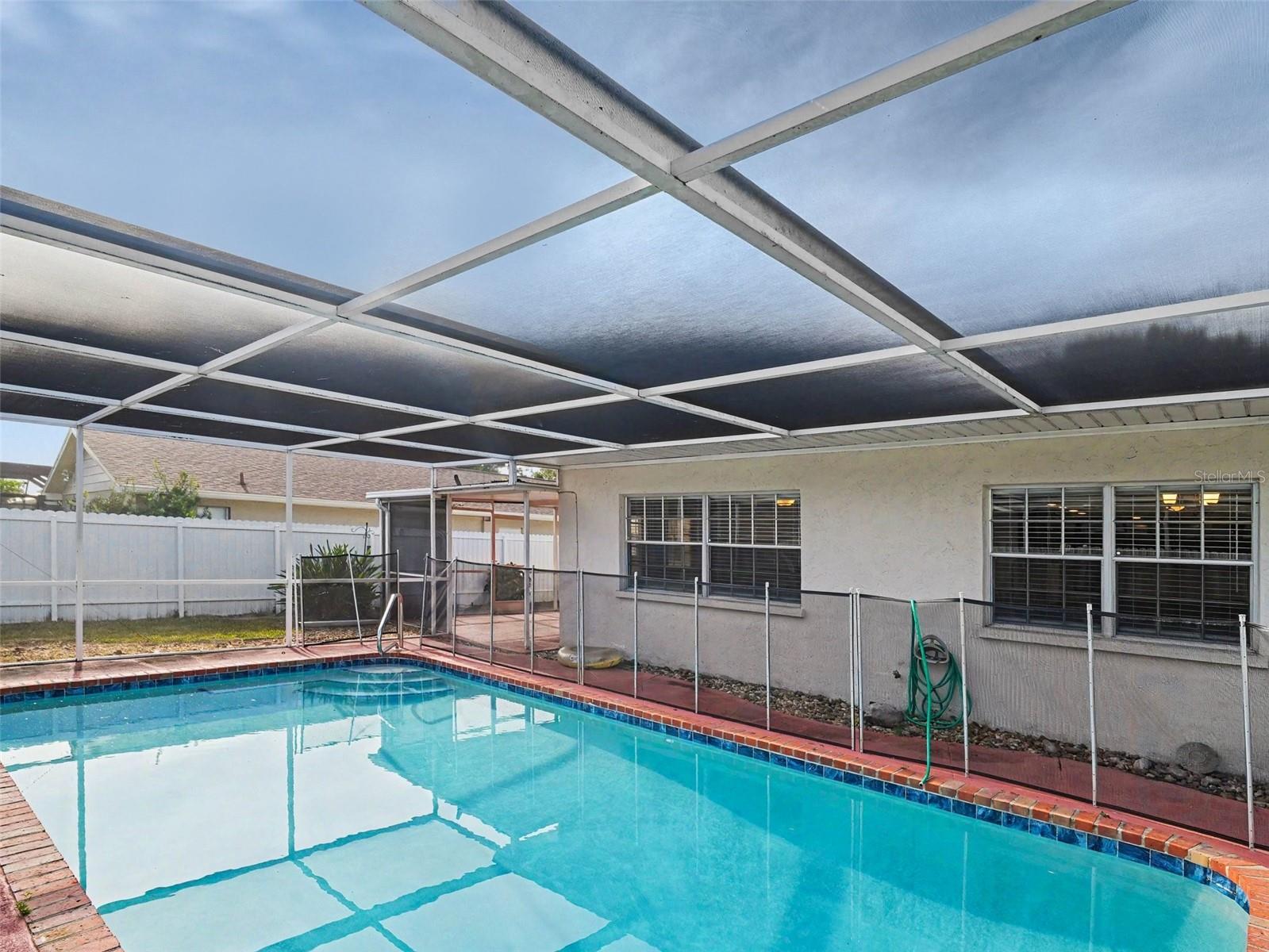 PINE LAKES - Residential