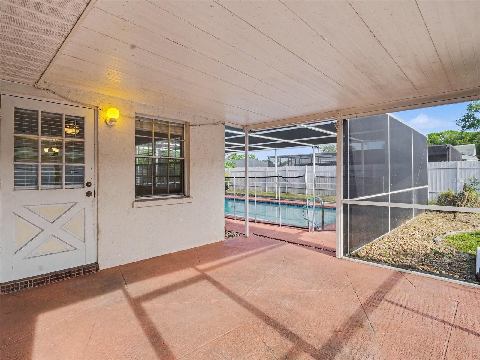 PINE LAKES - Residential