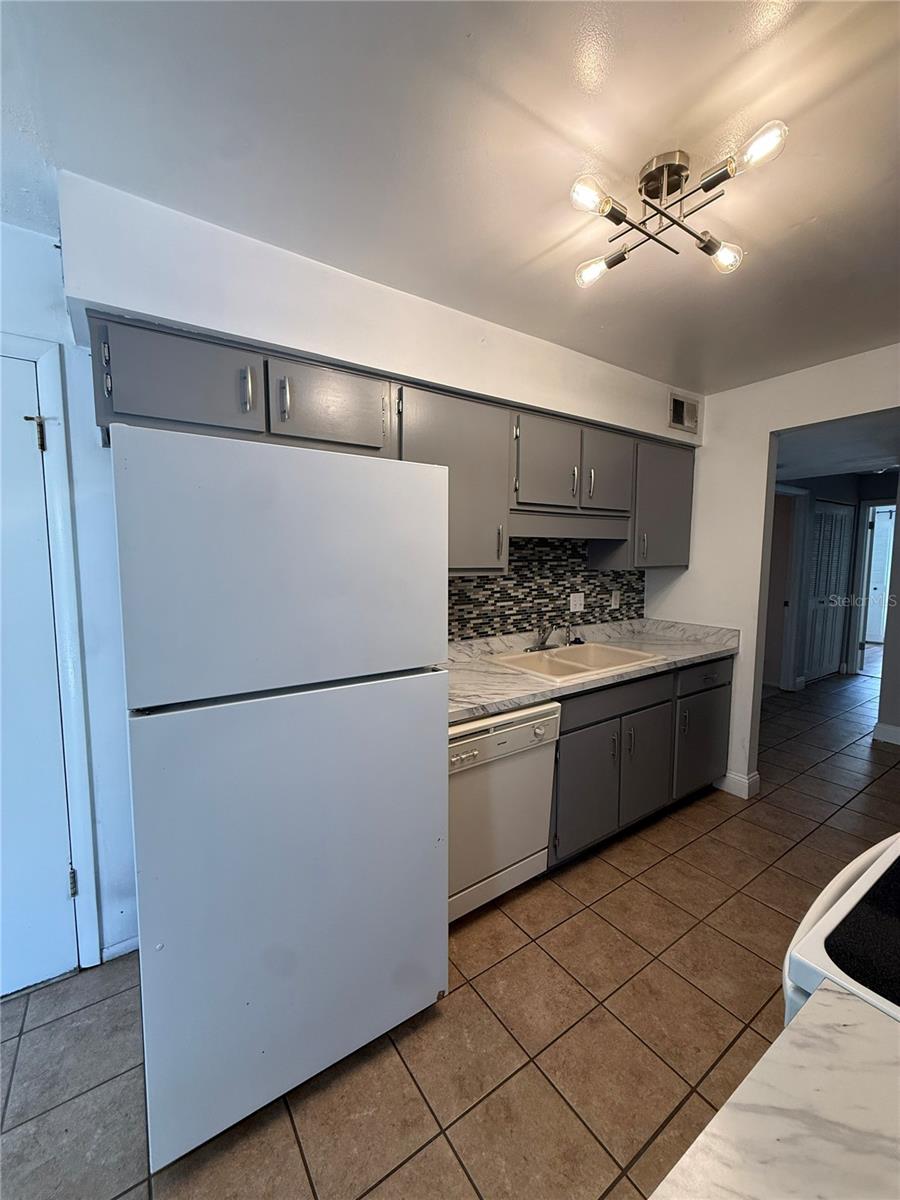 NORTH ORLANDO TERRACE UNIT 1 SEC 2 - Residential Lease