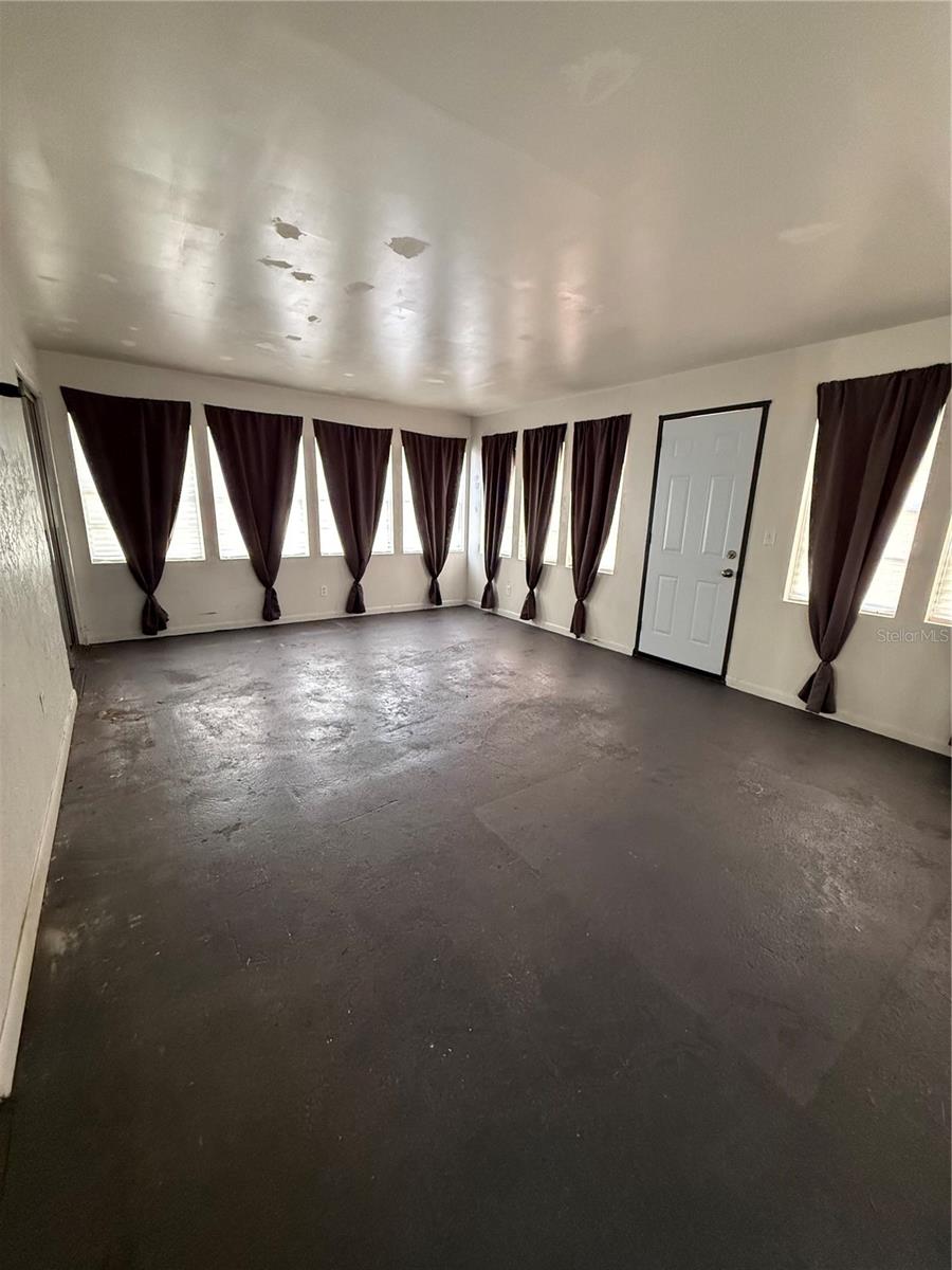 NORTH ORLANDO TERRACE UNIT 1 SEC 2 - Residential Lease