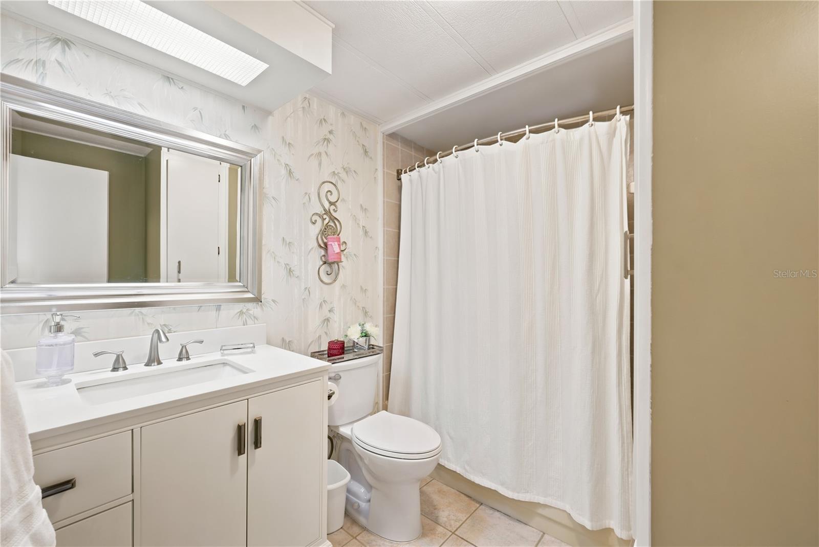MAPLE LEAF ESTATES - Residential