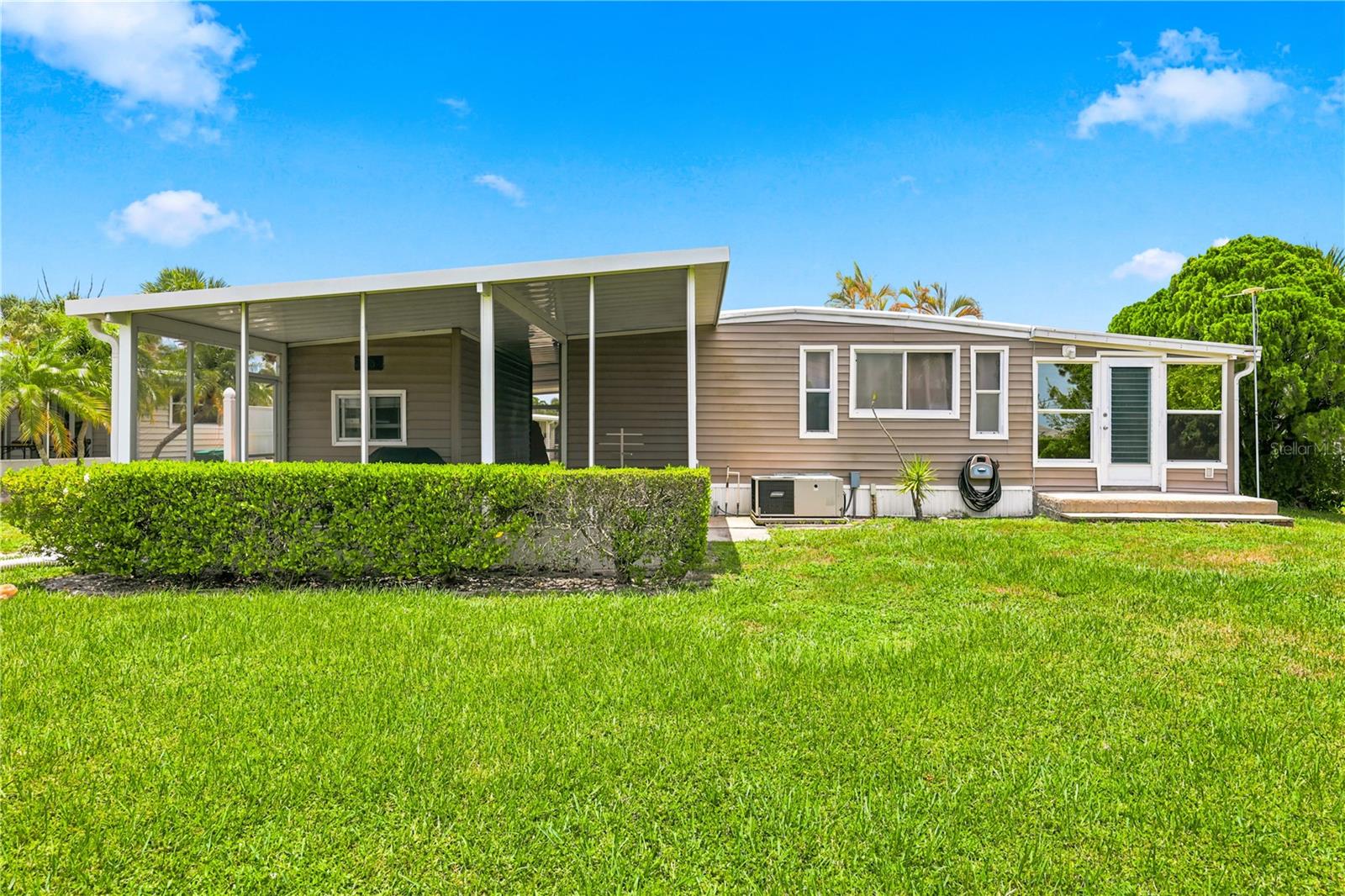 MAPLE LEAF ESTATES - Residential