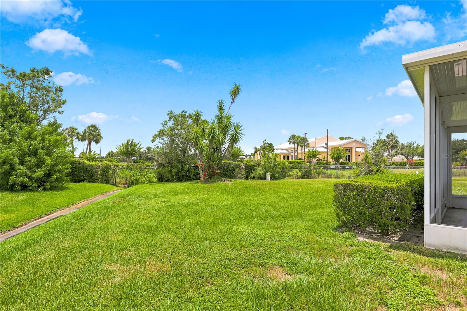 MAPLE LEAF ESTATES - Residential