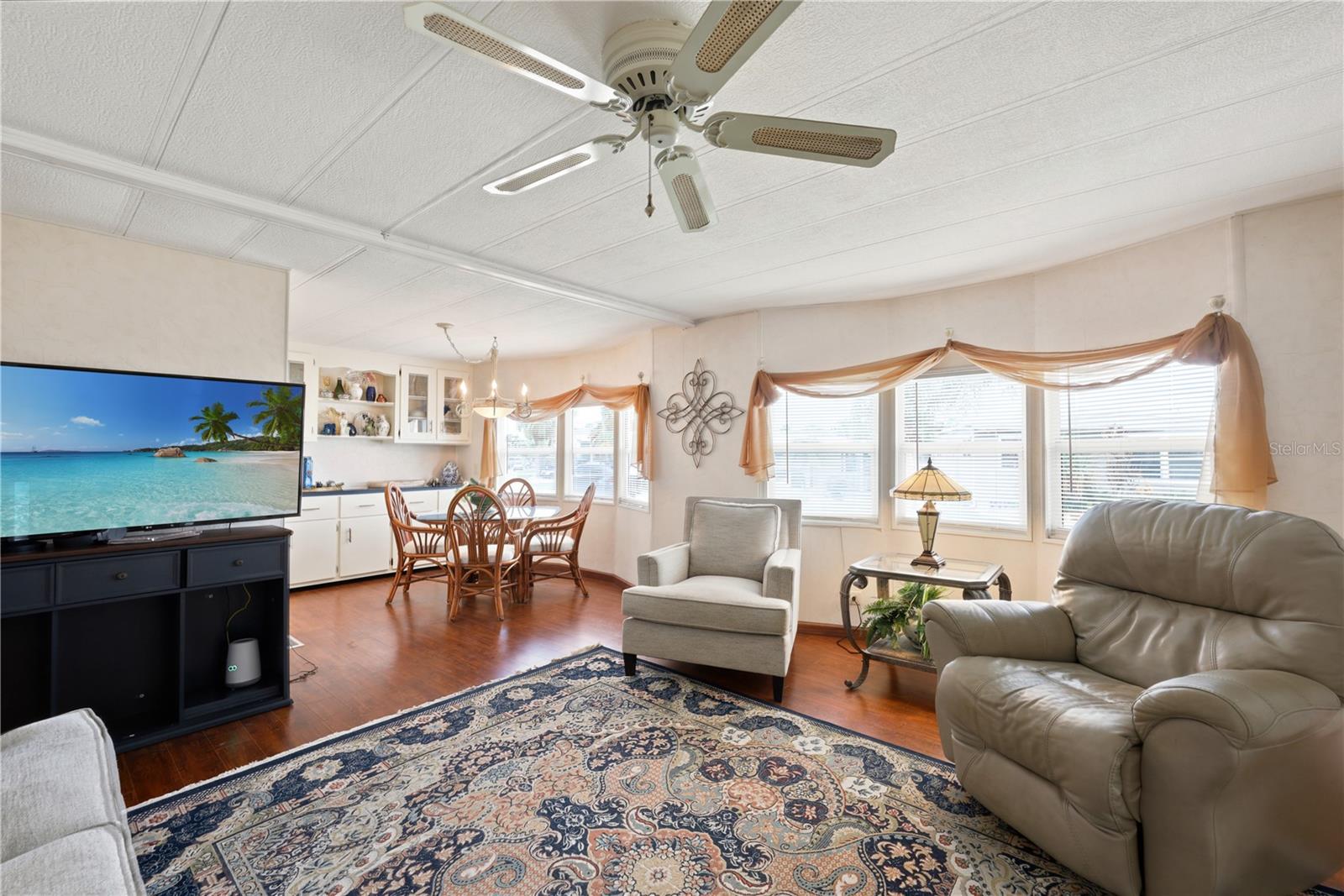 MAPLE LEAF ESTATES - Residential