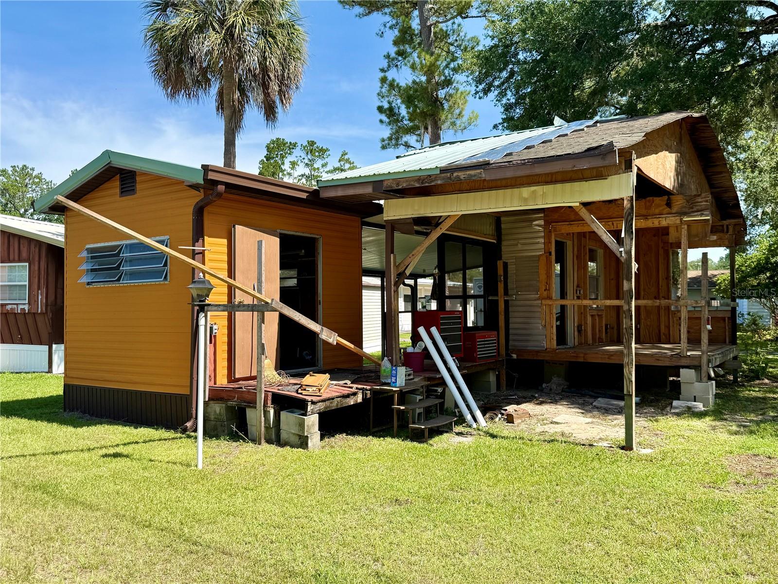 CAMPERS HOLIDAY - Land