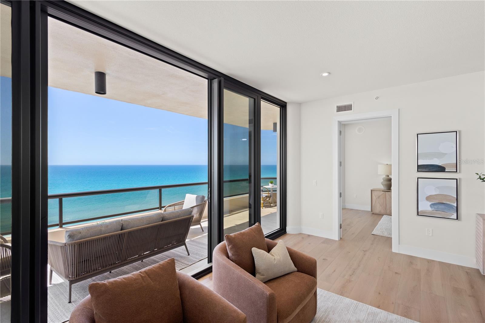 L AMBIANCE 1 - Residential