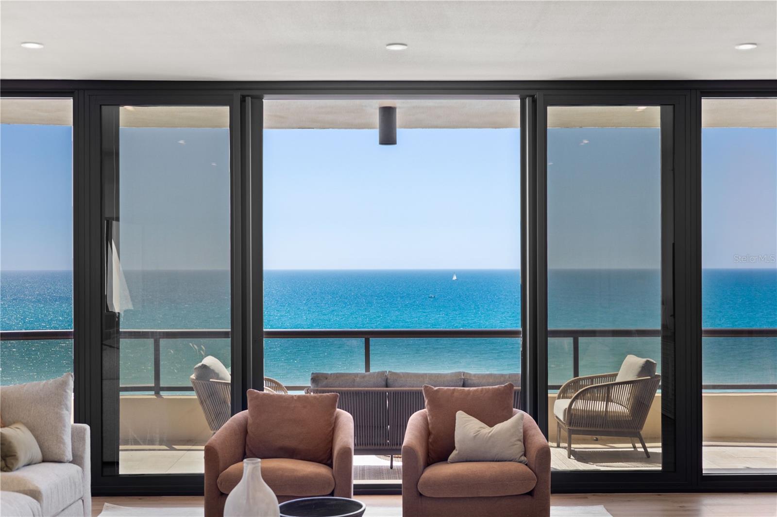 L AMBIANCE 1 - Residential