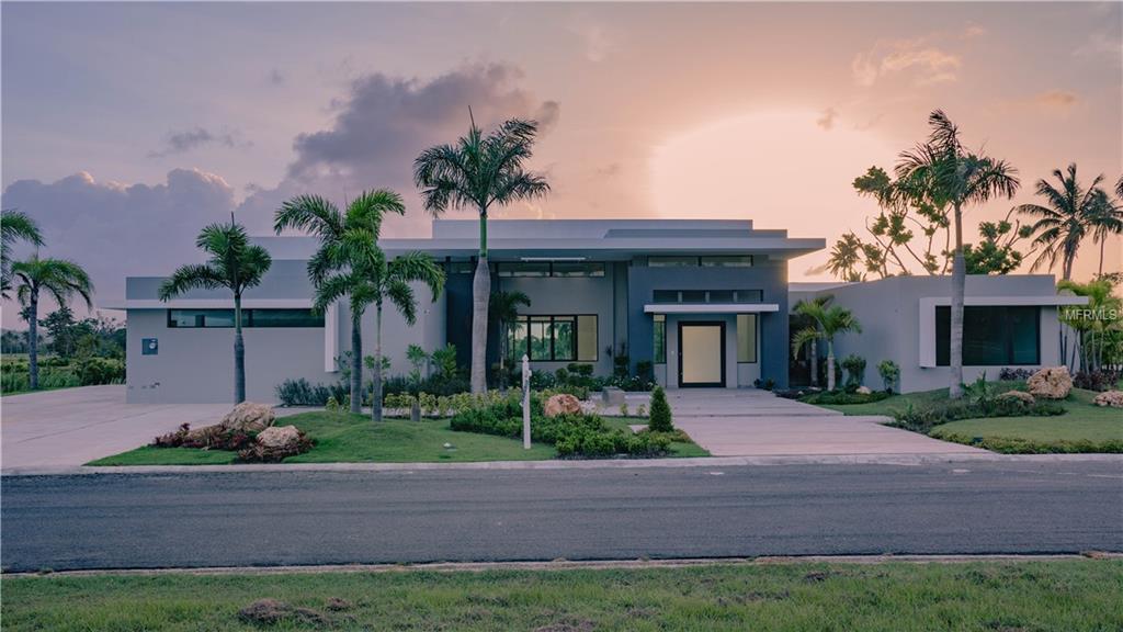 DORADO COUNTRY ESTATES - Residential