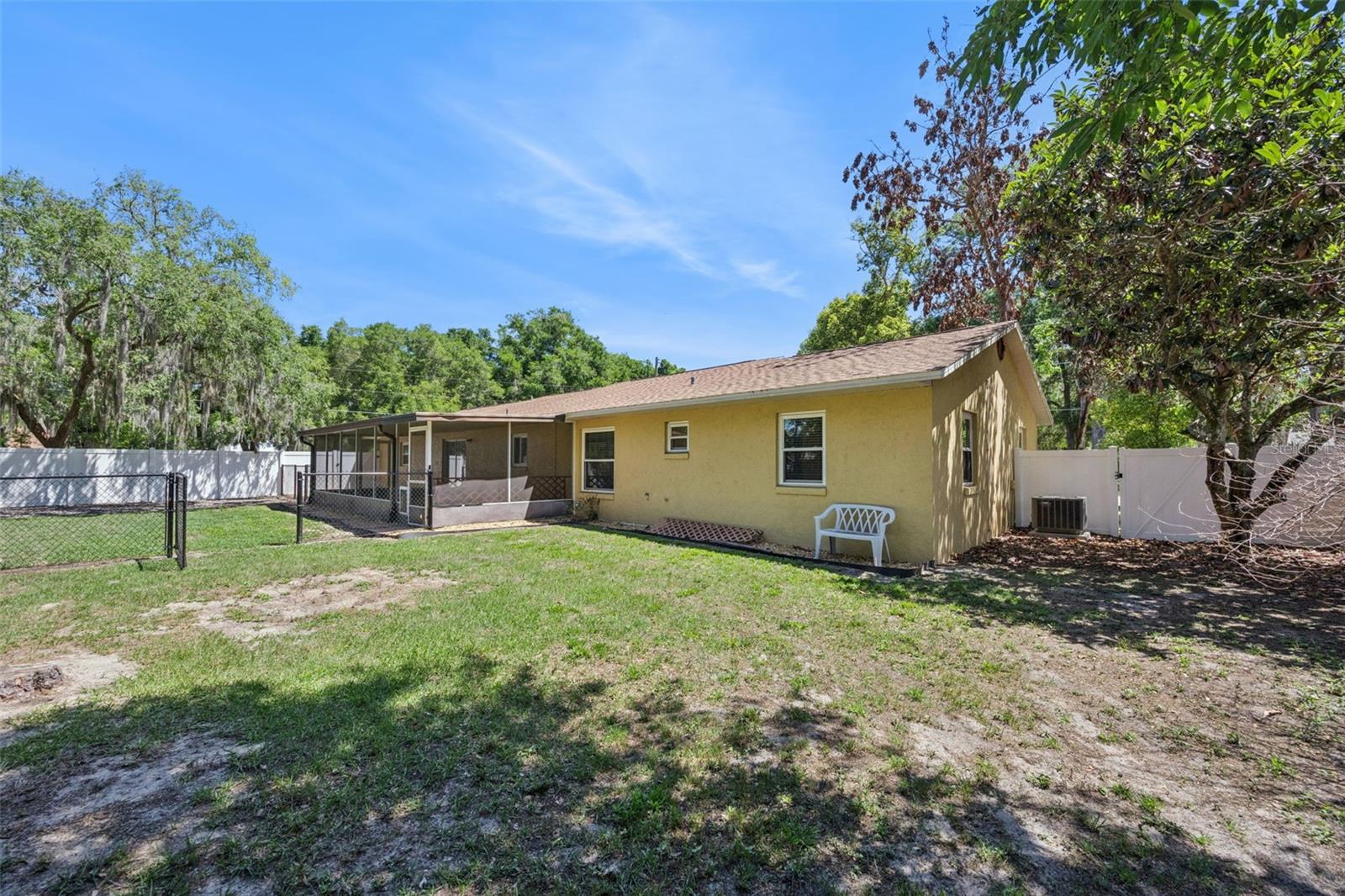 UMATILLA SMITH TURNER BLK - Residential
