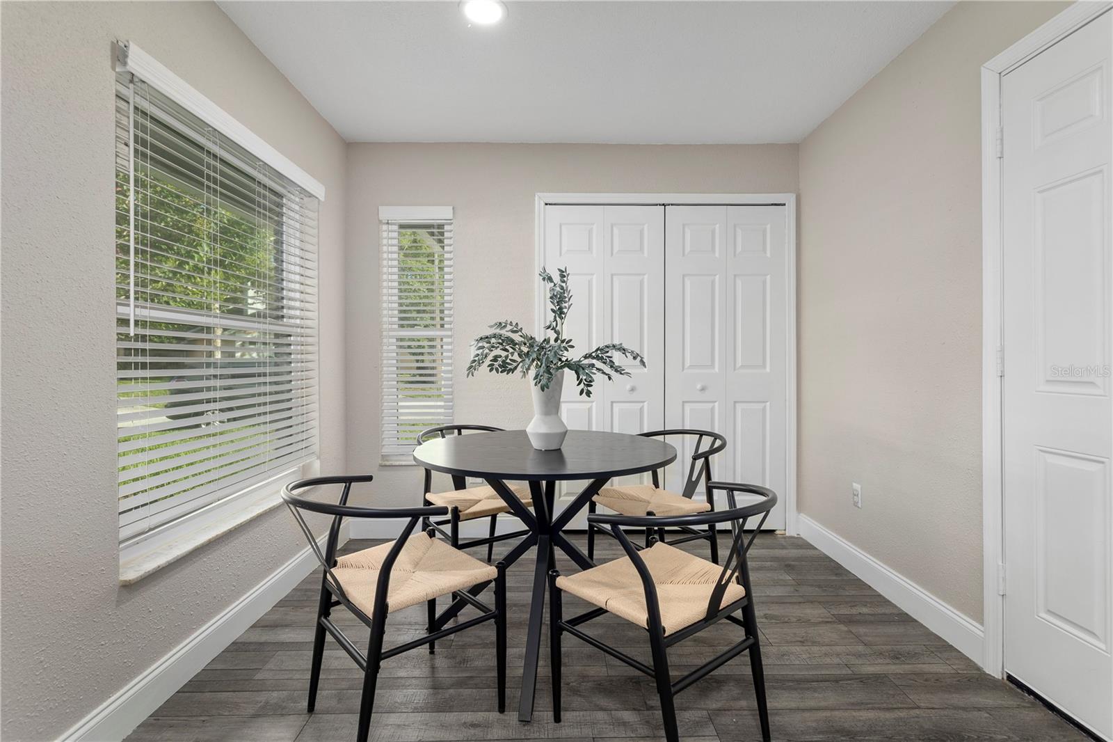 HOLLOWBROOK WEST PH 4 - Residential