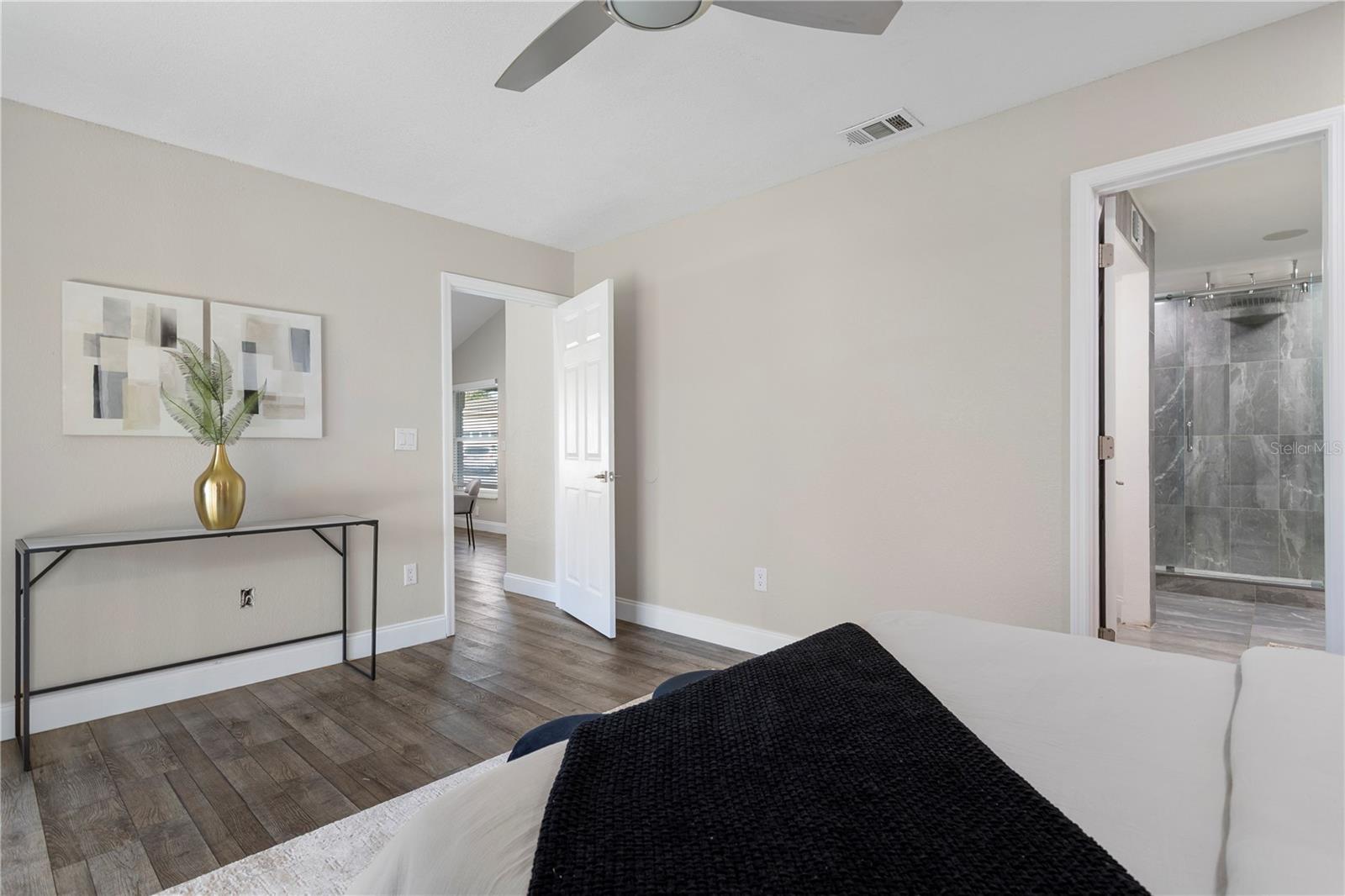 HOLLOWBROOK WEST PH 4 - Residential