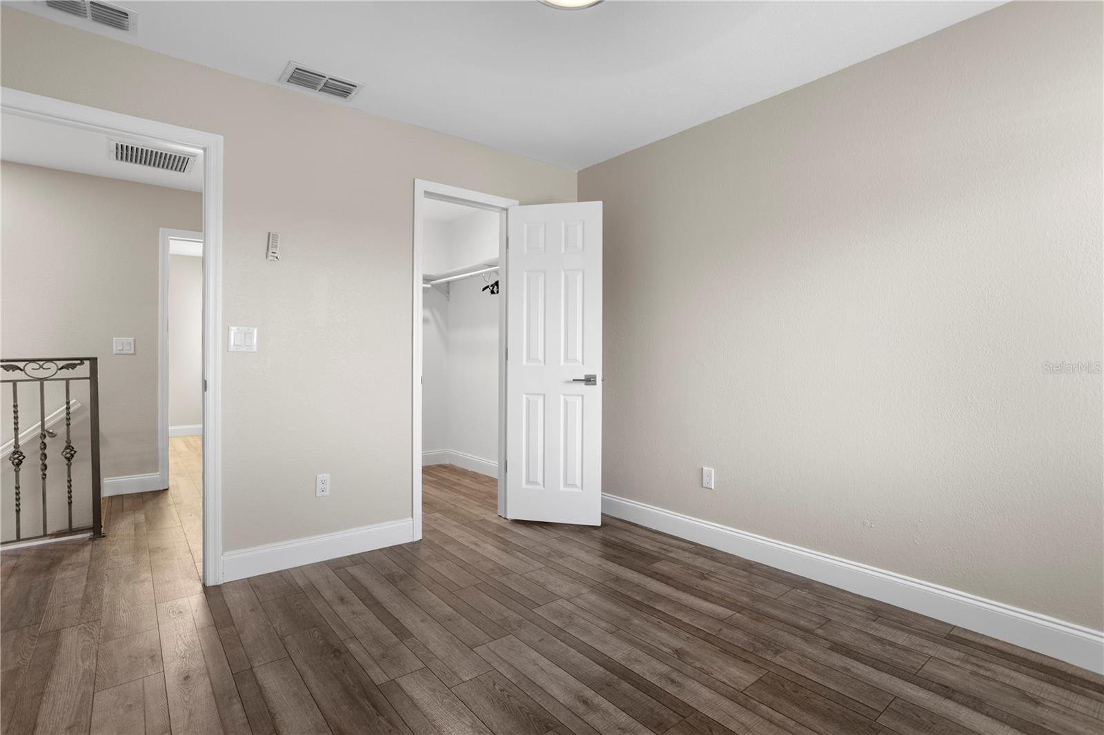 HOLLOWBROOK WEST PH 4 - Residential