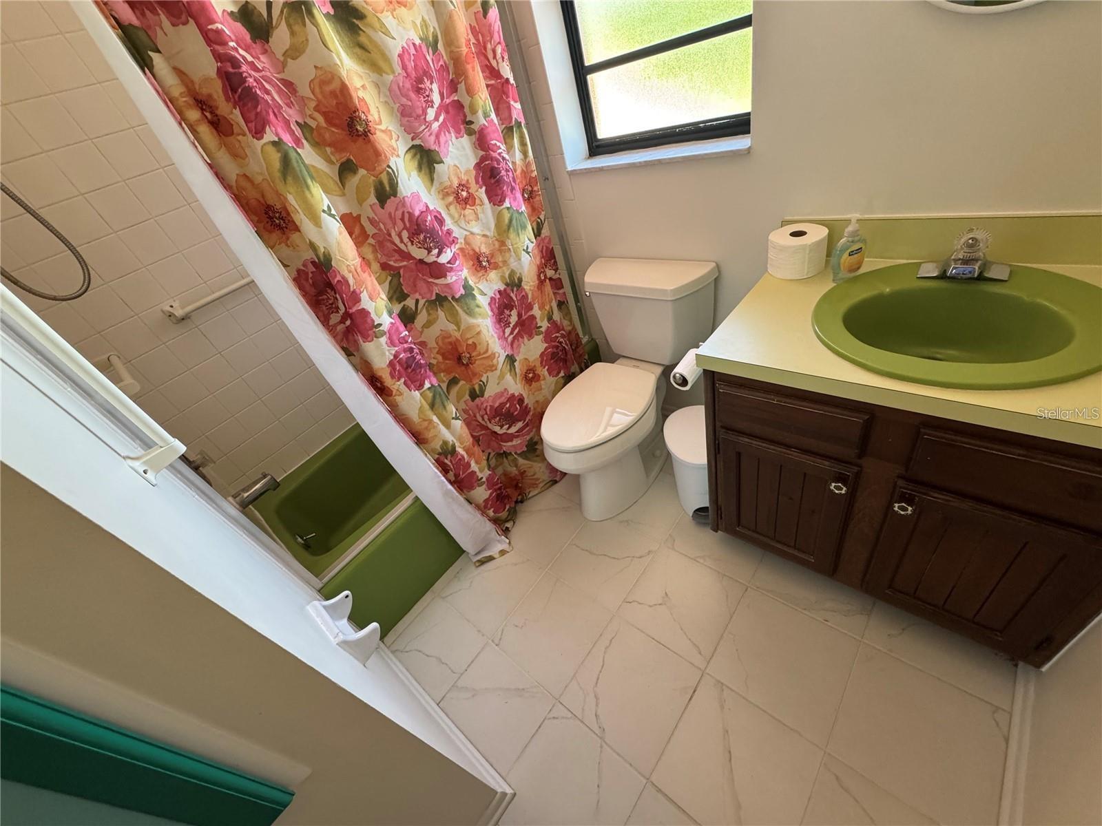GROVE CITY - Residential Lease