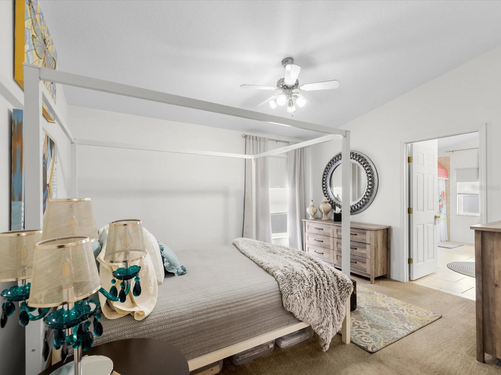 OLD GROVE - Residential