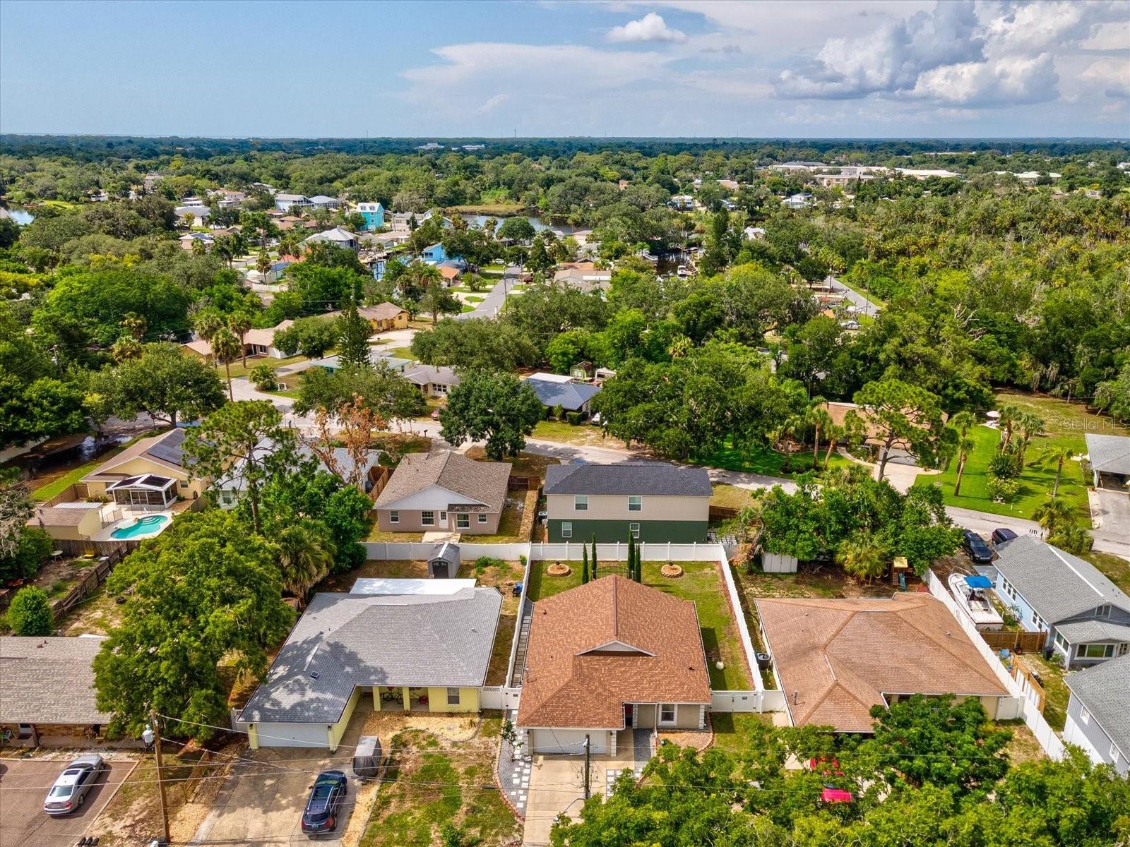 OLD GROVE - Residential