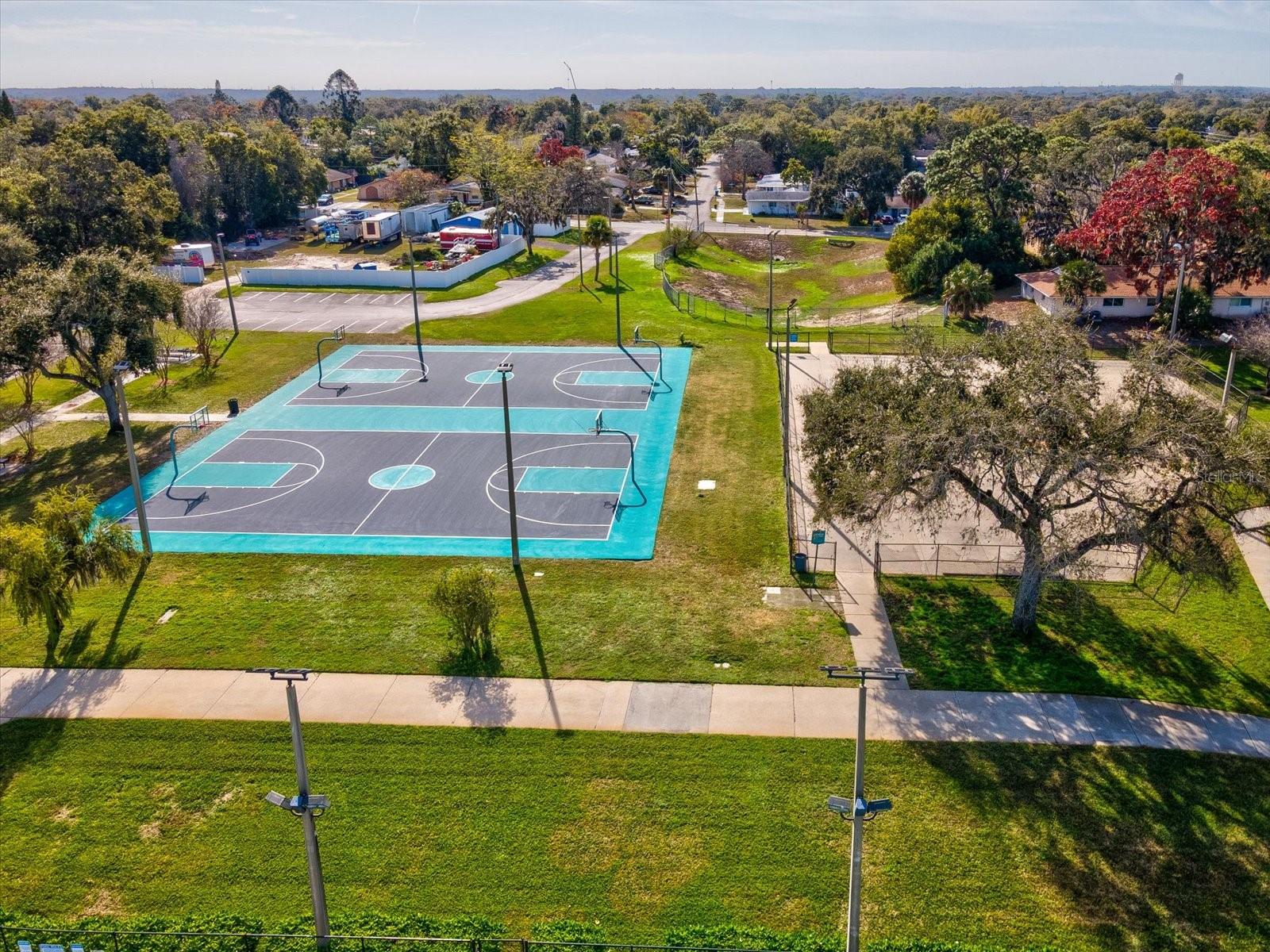 OLD GROVE - Residential