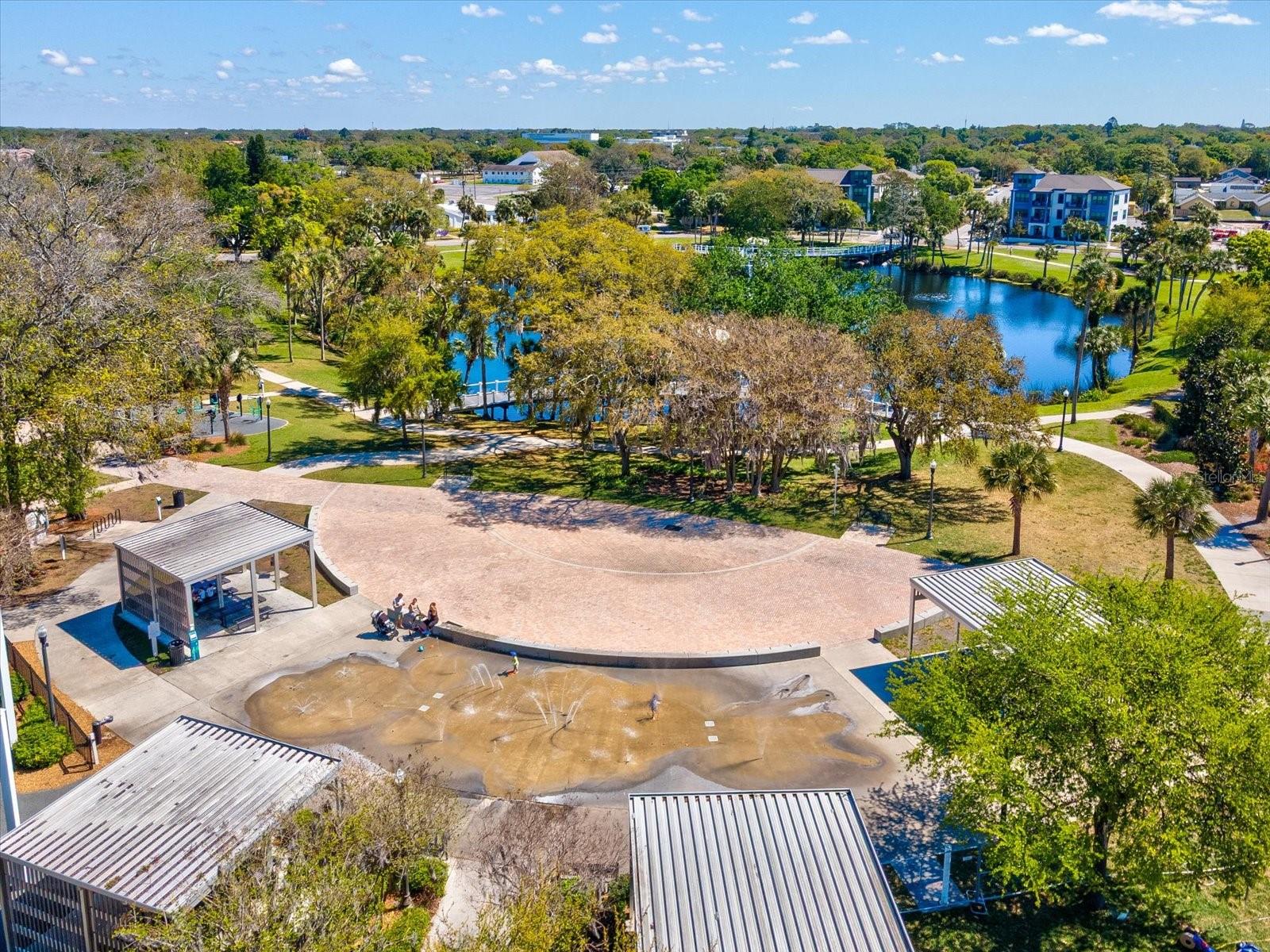 OLD GROVE - Residential
